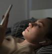 Dormir amb el mòbil encès?