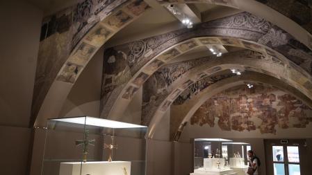 La sala on es troben les pintures murals de Sixena exposades al MNAC, a Barcelona
